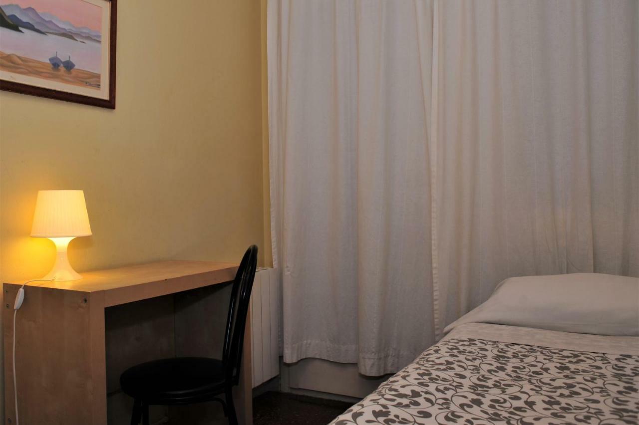 Hostal Bejar Barcelona Exterior foto