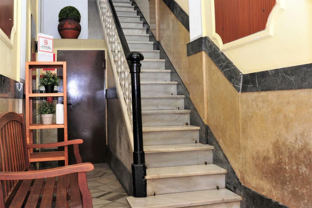 Hostal Bejar Barcelona Exterior foto